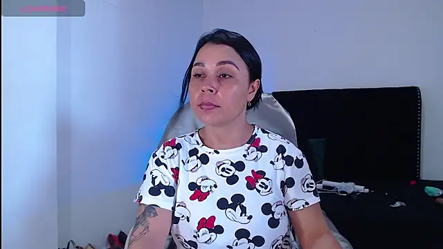 Snapshot of GreatBIG_BOOBS_Nina chatting on February 15, 6:55 pm GreatBIG BOOBS Nina online show from February 15, 6:55 pm