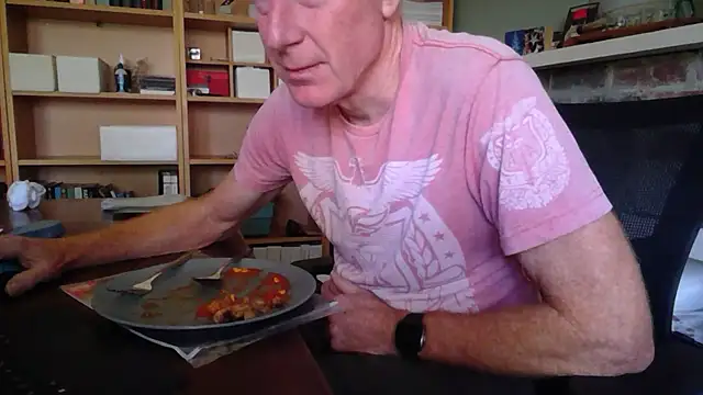 Snapshot of jiggy77777 chatting on February 27, 2:21 am jiggy77777 online show from February 27, 2:21 am