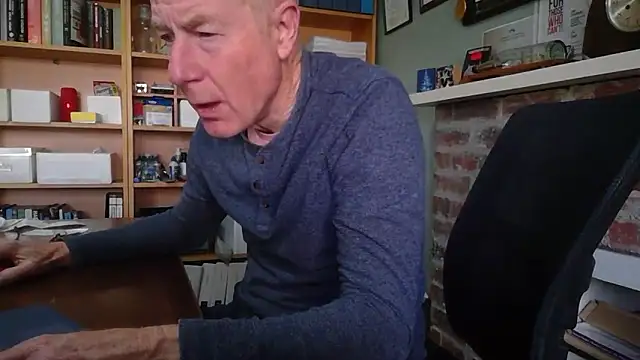 Snapshot of jiggy77777 chatting on September 23, 10:57 pm jiggy77777 online show from September 23, 10:57 pm