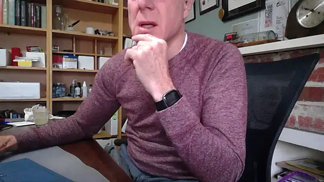 Snapshot of jiggy77777 chatting on November 4, 9:58 pm jiggy77777 online show from November 4, 9:58 pm