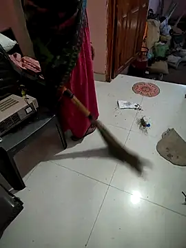 COUPLLE VILLAGE online show from February 23, 1:13 am