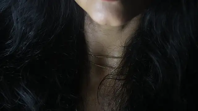 Snapshot of -AyeshaSinghania- chatting on May 14, 7:09 pm -AyeshaSinghania- online show from May 14, 7:09 pm