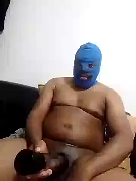 Snapshot of Yardie_bone chatting on November 11, 9:09 am Yardie bone online show from November 11, 9:09 am