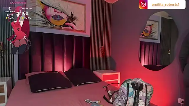 emily roberts1 online show from January 25, 12:26 pm