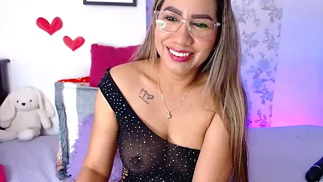 Snapshot of vanessa_cute1 chatting on May 8, 5:18 pm vanessa cute1 online show from May 8, 5:18 pm