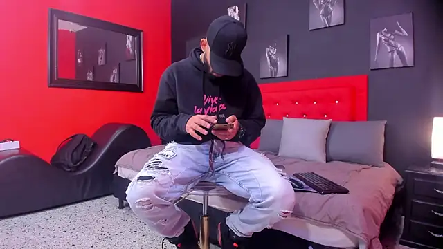 Thiagogomez online show from October 25, 12:34 pm