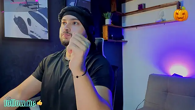 Andrew Brown online show from November 4, 4:17 pm