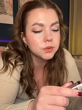 VictoriaLaFleur online show from December 13, 9:20 pm