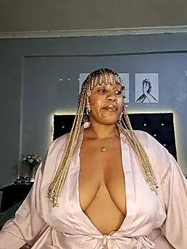 Toya P online show from March 18, 8:48 pm