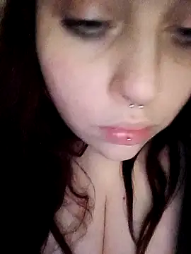 Snapshot of persefone97 chatting on January 19, 6:31 am persefone97 online show from January 19, 6:31 am