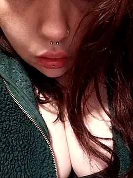 Snapshot of persefone97 chatting on January 28, 12:43 pm persefone97 online show from January 28, 12:43 pm