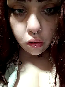 Snapshot of persefone97 chatting on March 4, 7:32 pm persefone97 online show from March 4, 7:32 pm