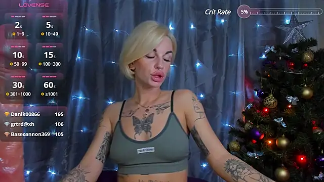 Snapshot of angel_devil_forever chatting on January 10, 1:32 am angel devil forever online show from January 10, 1:32 am