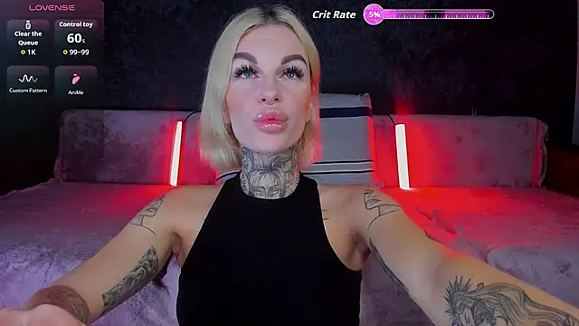 Snapshot of angel_devil_forever chatting on November 5, 10:54 pm angel devil forever online show from November 5, 10:54 pm