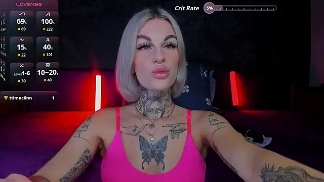 Snapshot of angel_devil_forever chatting on November 8, 10:19 pm angel devil forever online show from November 8, 10:19 pm