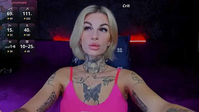 Snapshot of angel_devil_forever chatting on November 15, 10:15 pm angel devil forever online show from November 15, 10:15 pm