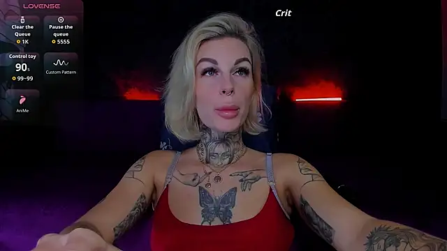 Snapshot of angel_devil_forever chatting on November 16, 9:09 pm angel devil forever online show from November 16, 9:09 pm