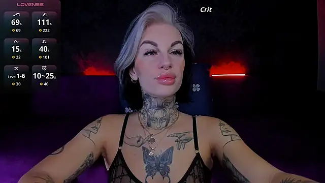 Snapshot of angel_devil_forever chatting on November 18, 11:26 pm angel devil forever online show from November 18, 11:26 pm