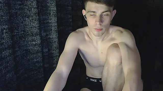 Student Oliver online show from October 26, 8:15 pm