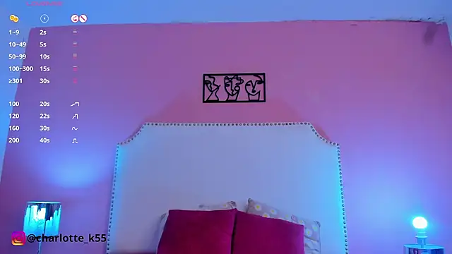 Snapshot of charlotte_kisss chatting on December 28, 4:09 pm charlotte kisss online show from December 28, 4:09 pm