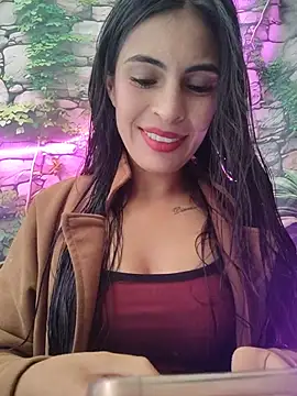 Snapshot of Astrid-- chatting on June 18, 3:16 pm Astrid-- online show from June 18, 3:16 pm