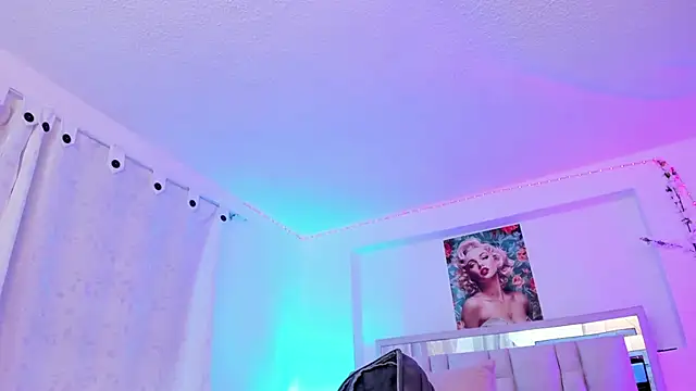 Samanta roberts1 online show from October 6, 1:19 pm