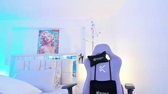 Samanta roberts1 online show from October 15, 11:54 am