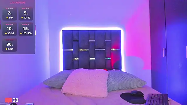 Snapshot of _amber_07 chatting on November 15, 9:39 am amber 07 online show from November 15, 9:39 am