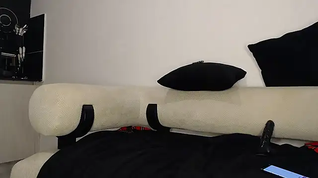 CurvyGlass online show from February 5, 12:48 am