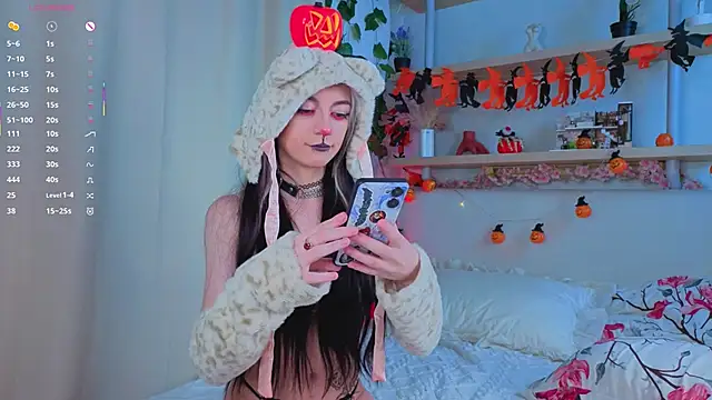 TristaRoht online show from October 31, 3:02 pm