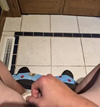 Snapshot of Jackauff69 chatting on November 16, 1:49 pm Jackauff69 online show from November 16, 1:49 pm