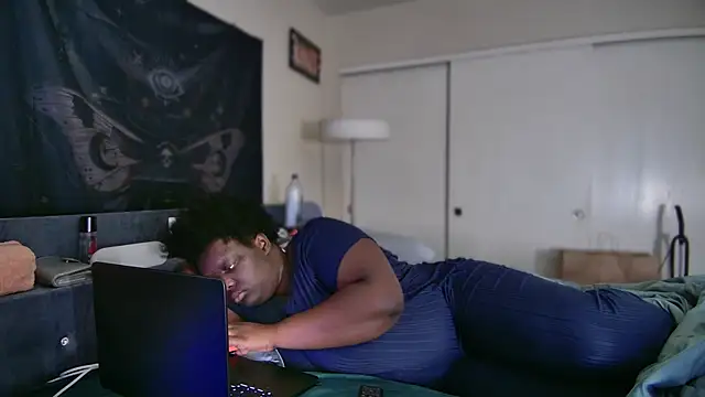 Snapshot of Yagurl__west chatting on January 27, 4:22 pm Yagurl west online show from January 27, 4:22 pm