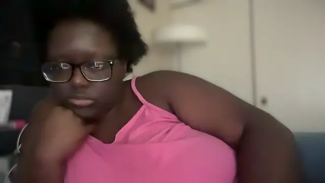 Snapshot of Yagurl__west chatting on January 27, 10:27 pm Yagurl west online show from January 27, 10:27 pm