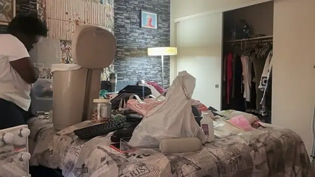 Snapshot of Yagurl__west chatting on September 22, 9:28 pm Yagurl west online show from September 22, 9:28 pm