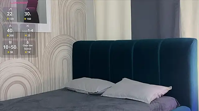 Snapshot of viviann_evans chatting on February 12, 1:09 am viviann evans online show from February 12, 1:09 am