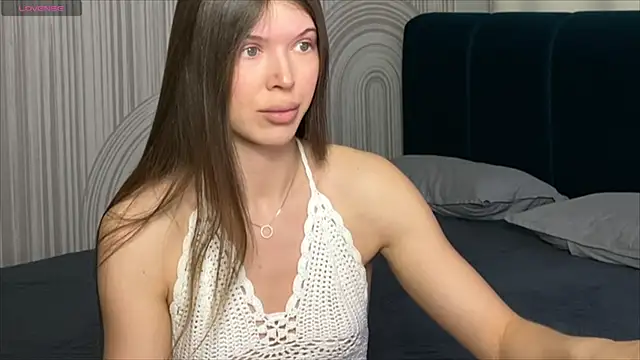 Snapshot of viviann_evans chatting on March 3, 12:48 am viviann evans online show from March 3, 12:48 am