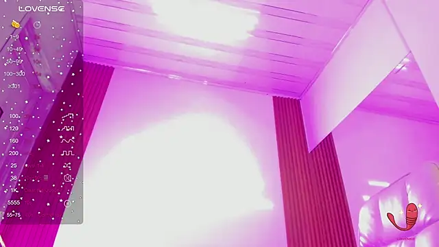 Snapshot of sweetlolihot_ chatting on October 15, 7:52 am sweetlolihot online show from October 15, 7:52 am