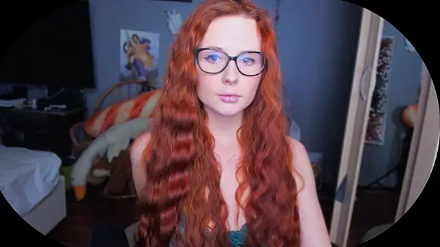 KlementinaBbG online show from December 14, 8:51 pm