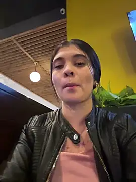 ambar-adaams online show from May 1, 12:37 am