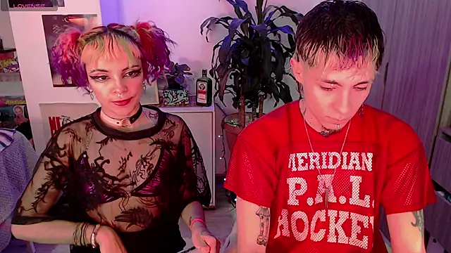 badeyes crazygoat online show from October 1, 11:38 am