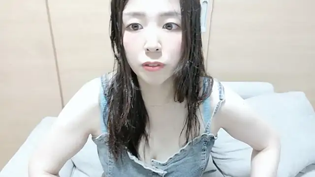 Arisa   online show from May 28, 11:51 am