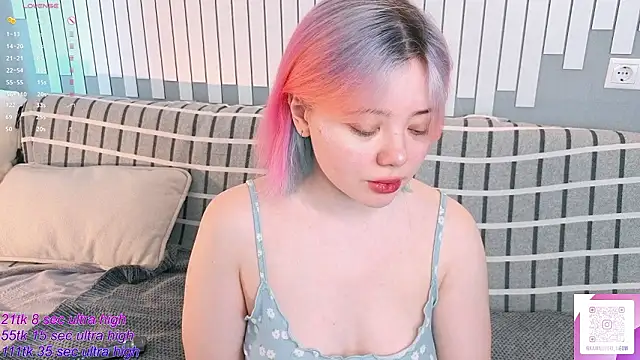 Snapshot of __KawaiiYuki__ chatting on March 23, 6:17 am KawaiiYuki online show from March 23, 6:17 am