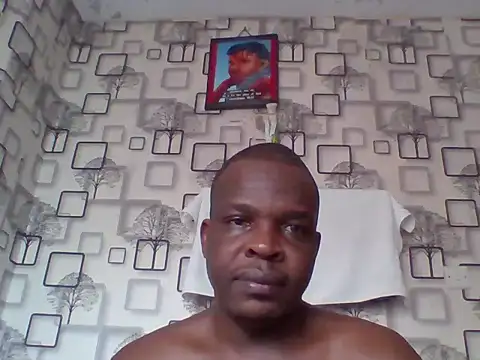 Snapshot of Chumba_001 chatting on May 11, 4:40 am Chumba 001 online show from May 11, 4:40 am