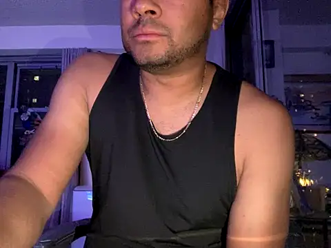 Snapshot of ThickDick_Daddy chatting on October 11, 6:23 am ThickDick Daddy online show from October 11, 6:23 am