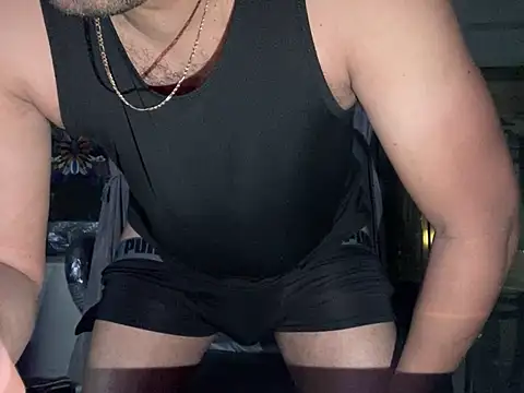Snapshot of ThickDick_Daddy chatting on June 2, 6:48 am ThickDick Daddy online show from June 2, 6:48 am