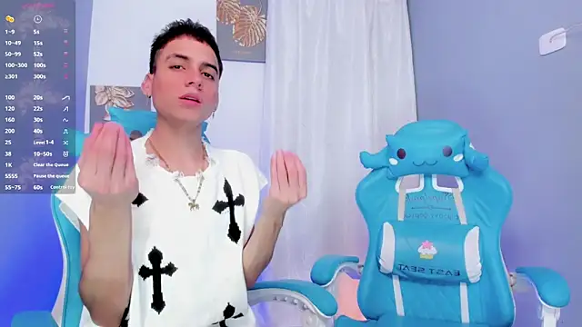 Snapshot of jake_and_joaquin chatting on November 11, 12:54 am jake and joaquin online show from November 11, 12:54 am