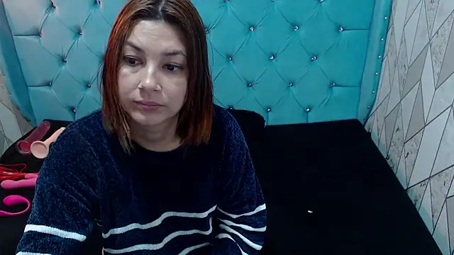 AdaFawxx online show from February 18, 10:38 am