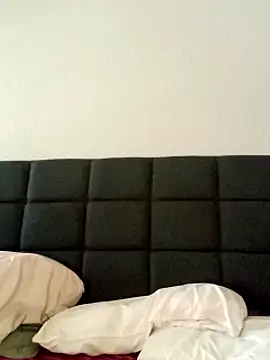 Snapshot of NaughtyHottieBBW chatting on March 21, 7:13 pm NaughtyHottieBBW online show from March 21, 7:13 pm