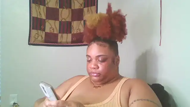 Snapshot of NaughtyHottieBBW chatting on May 9, 6:02 pm NaughtyHottieBBW online show from May 9, 6:02 pm