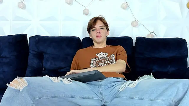 Snapshot of daniel_hot03 chatting on February 9, 1:14 pm daniel hot03 online show from February 9, 1:14 pm